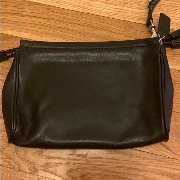 💯 Authentic Coach leather large wristlet - Picture 5 of 6